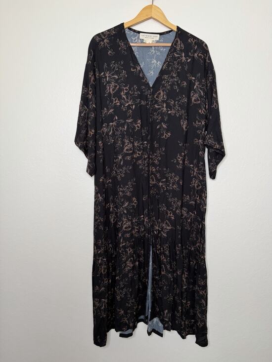 saltwater LUXE Dresses & Skirts - Saltwater Luxe Black Floral Rayon Midi Dress Size Small Boho Dark Whimsy Goth